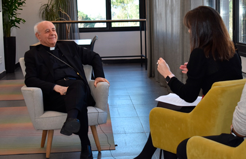 Mons. Vincenzo Paglia durante la entrevista en la Fundación Pablo VI