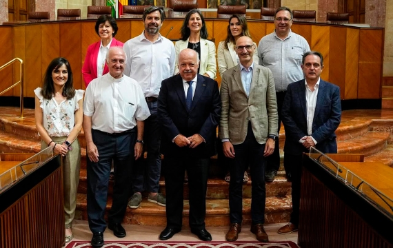 Encuentro con el arzobispo de Sevilla y el presidente de las Cortes andaluzas