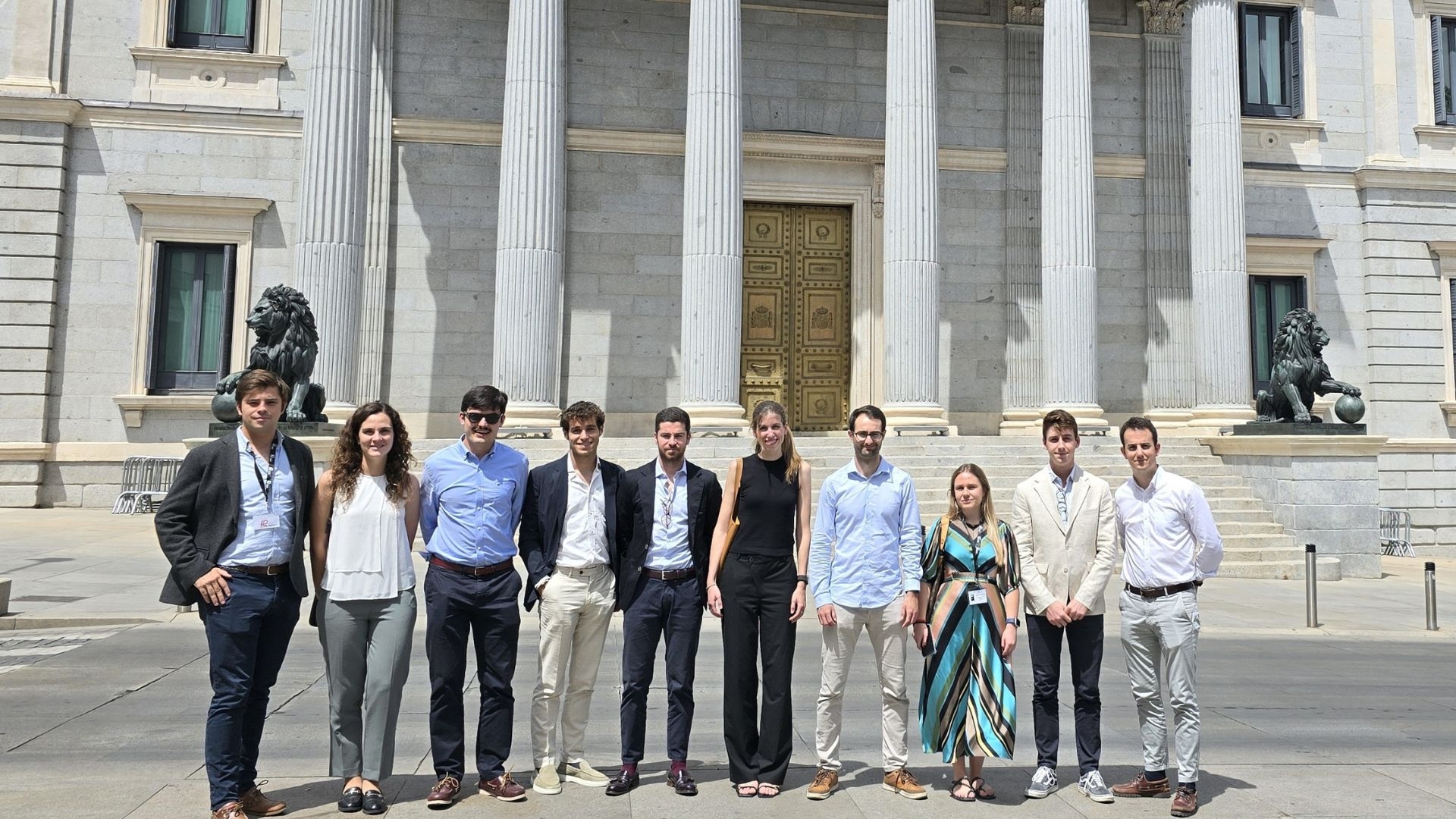 <span>Sexta</span>Las claves para emprender un negocio y una visita al Congreso de los diputados conforman la sexta jornada del programa de liderazgo