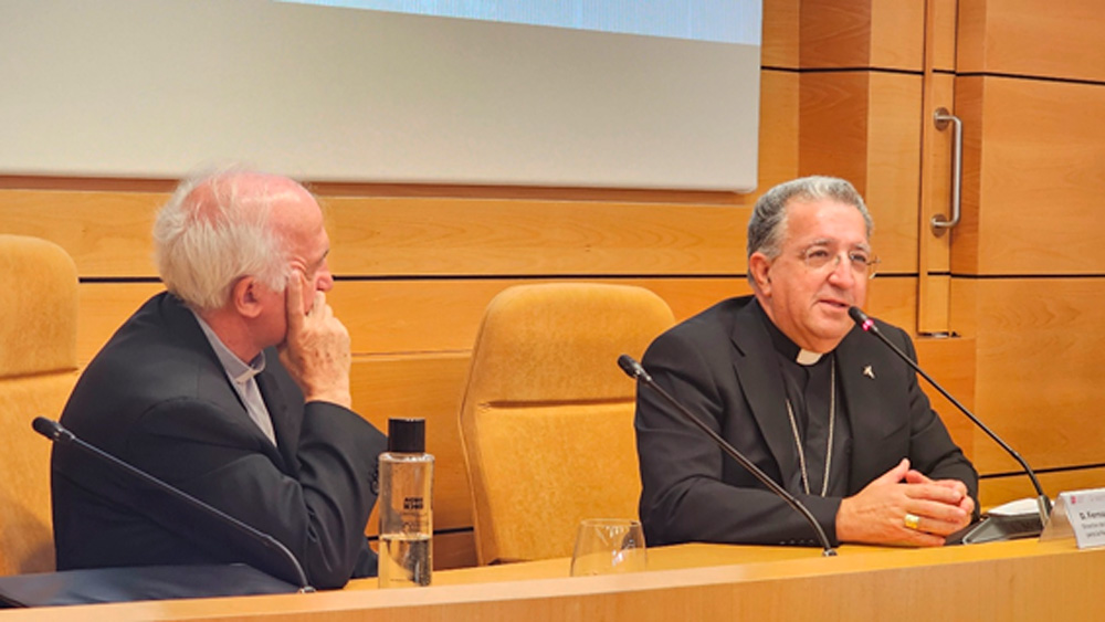 Mons. Ginés García Beltrán clausura el XXX curso de DSI