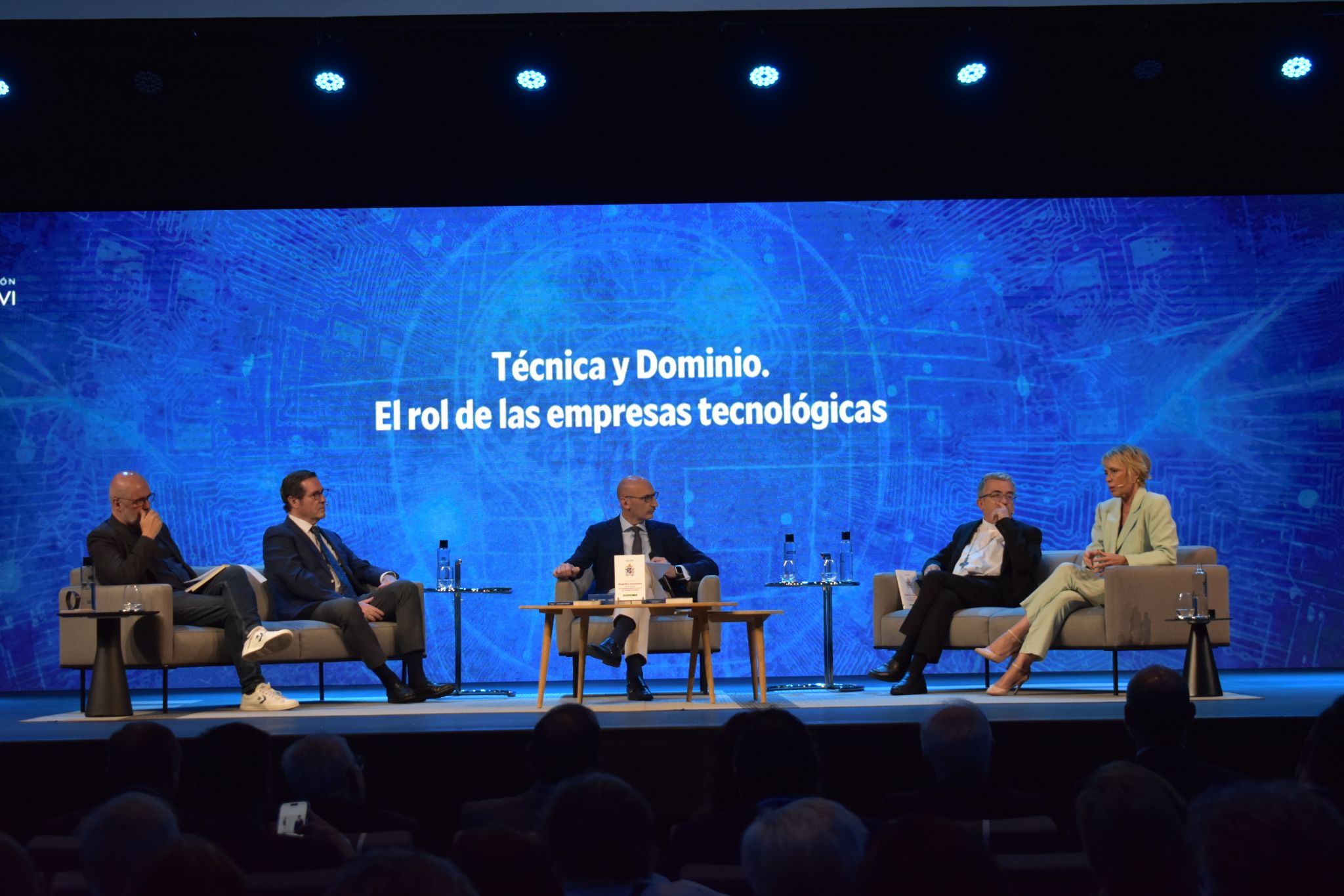 <span>Noticias</span>Iglesia, sindicatos, empresarios y tecnología se unen para “desarmar la IA”: “estamos yendo a un tecnocolonialismo que nos vende esto como inevitable”