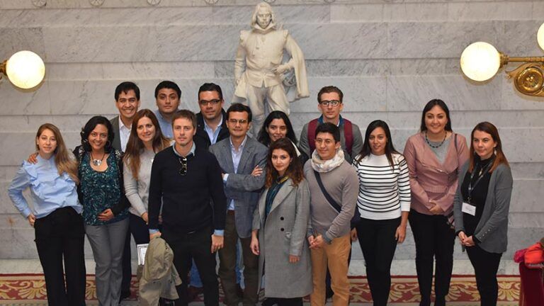 Lee más sobre el artículo Pasado, presente y futuro de la lengua española: visita a la RAE en el Programa de Liderazgo Iberoamericano