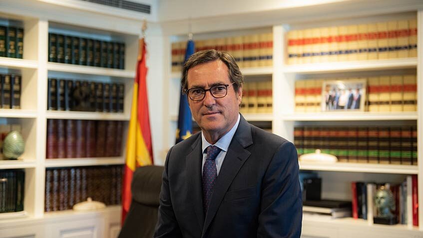 En este momento estás viendo Antonio Garamendi: “la CEOE y los empresarios españoles compartimos la voz del Papa”