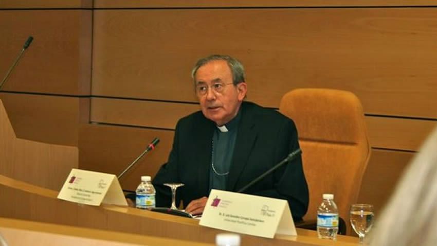 En este momento estás viendo Mi recuerdo de Mons. Antonio Algora
