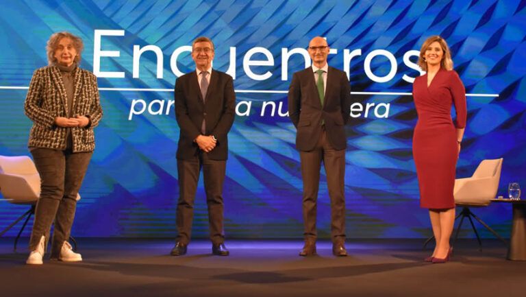 Lee más sobre el artículo Cómo gestionar el yo virtual sin perder la perspectiva del mundo real