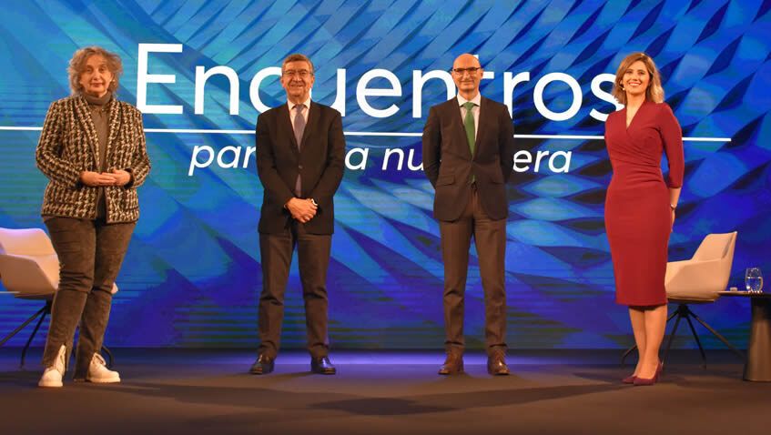 En este momento estás viendo Cómo gestionar el yo virtual sin perder la perspectiva del mundo real