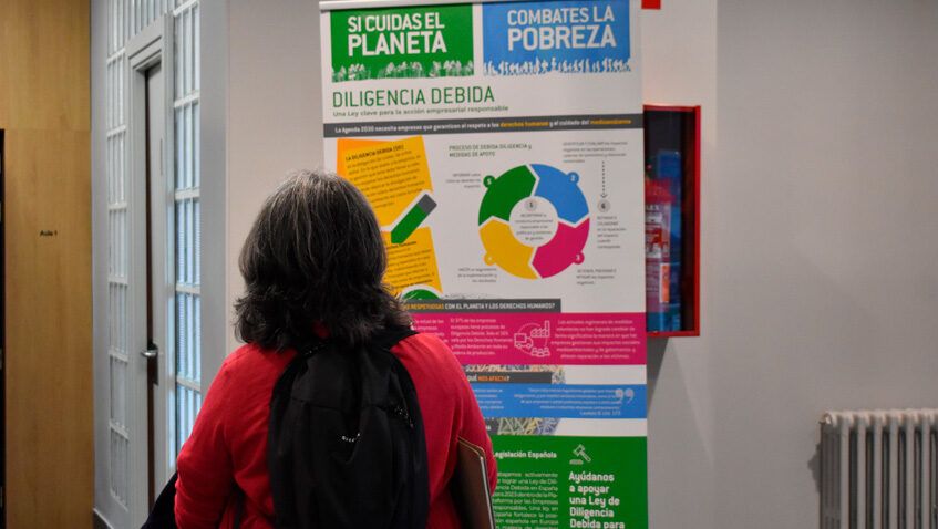 Lee más sobre el artículo Exposición “Conecta Pobreza”, hasta el 4 de octubre