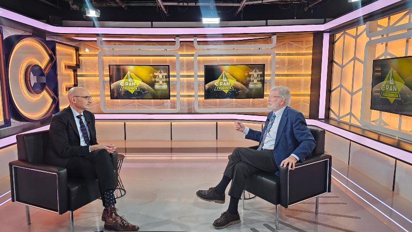 En este momento estás viendo Rodríguez Ibarra: “el hiperliderazgo actual del PSOE actual ha eliminado la disidencia”